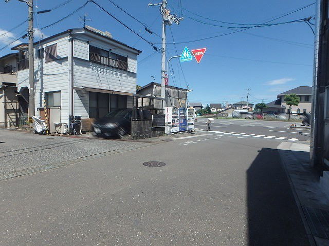 HkÏZ
